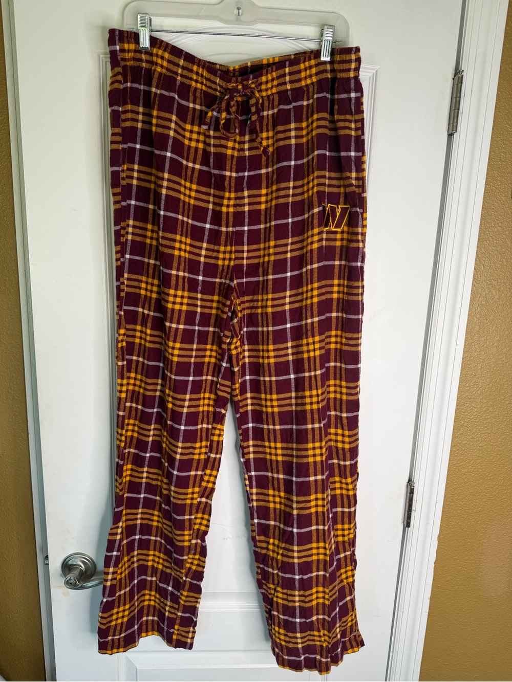 NFL Washington Commanders Flannel Plaid Lounge Pajama Pants. Size XL